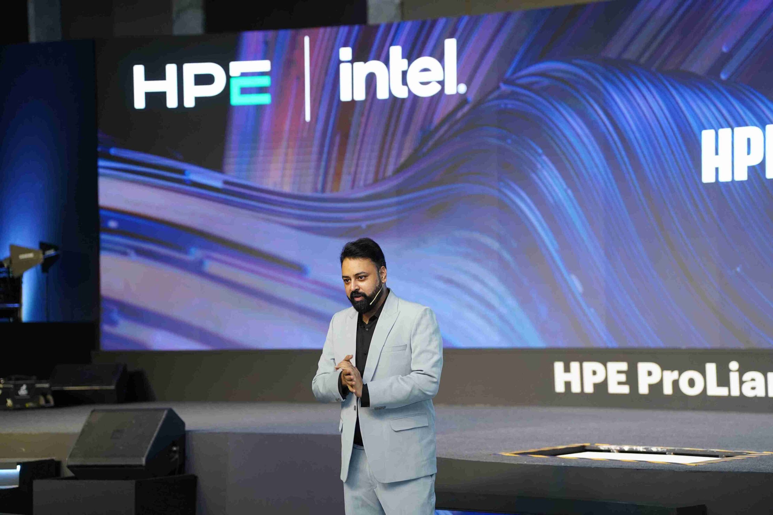 Mentalist Akshay Laxman performing at a corporate event in Rishikesh Mentalist Akshay Laxman performing at a corporate event in Rishikesh