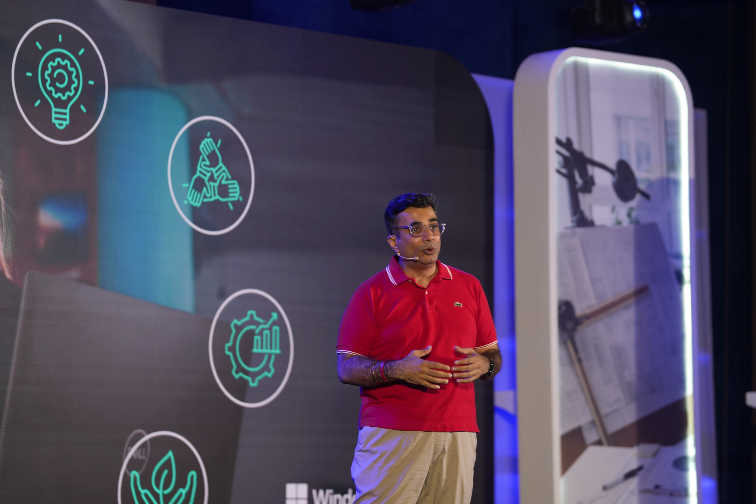 Vishal Gondal as a guest speaker and moderator for a product launch in Mumbai