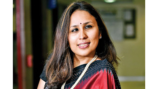 Book Women Motivational Speakers Radhika Gupta