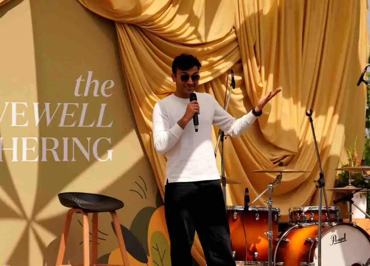 Comedian Aashish Solanki performing at a corporate event in Delhi