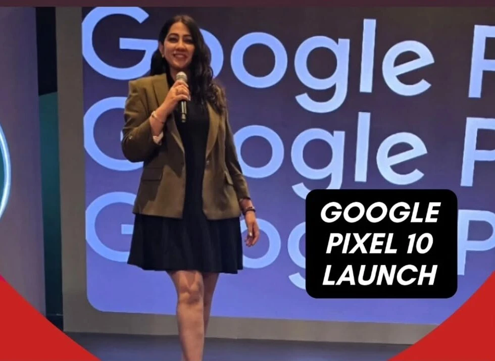 Emcee Divya Vaid hosting a corporate event in Delhi Emcee Divya Vaid hosting a corporate event in Delhi