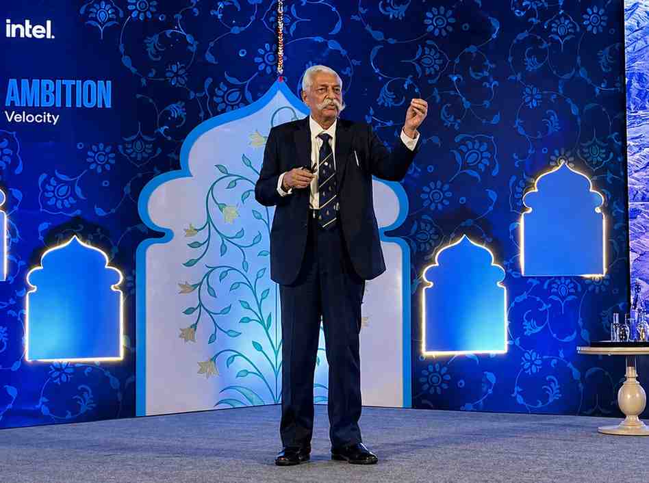 Maj. Gen. G. D. Bakshi as a guest speaker at a corporate event in Udaipur