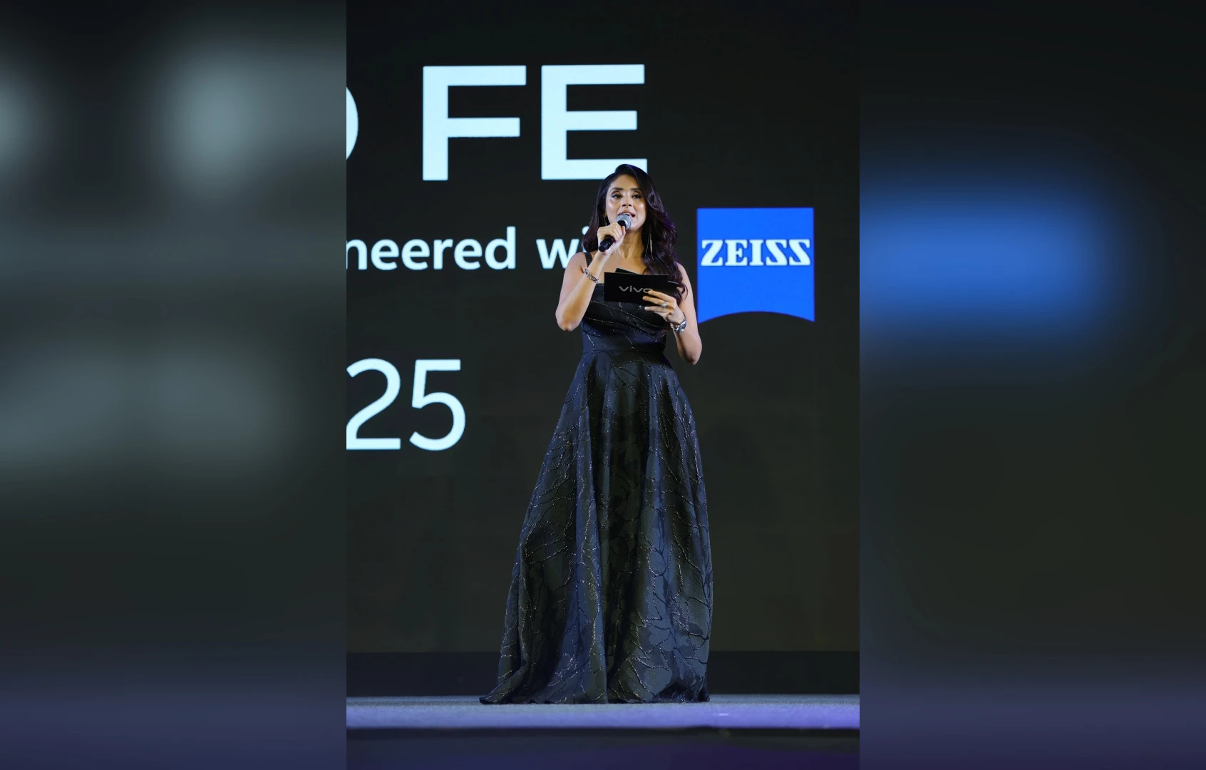 Emcee Pavleen hosting a corporate event in Delhi Emcee Pavleen hosting a corporate event in Delhi