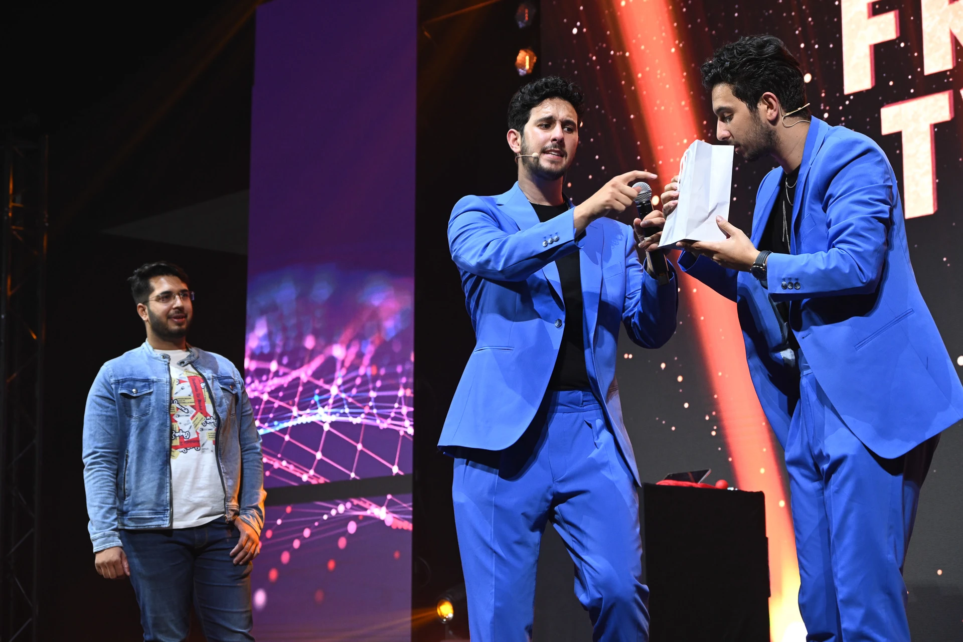 Digital Wonder at a corporate event in Paris