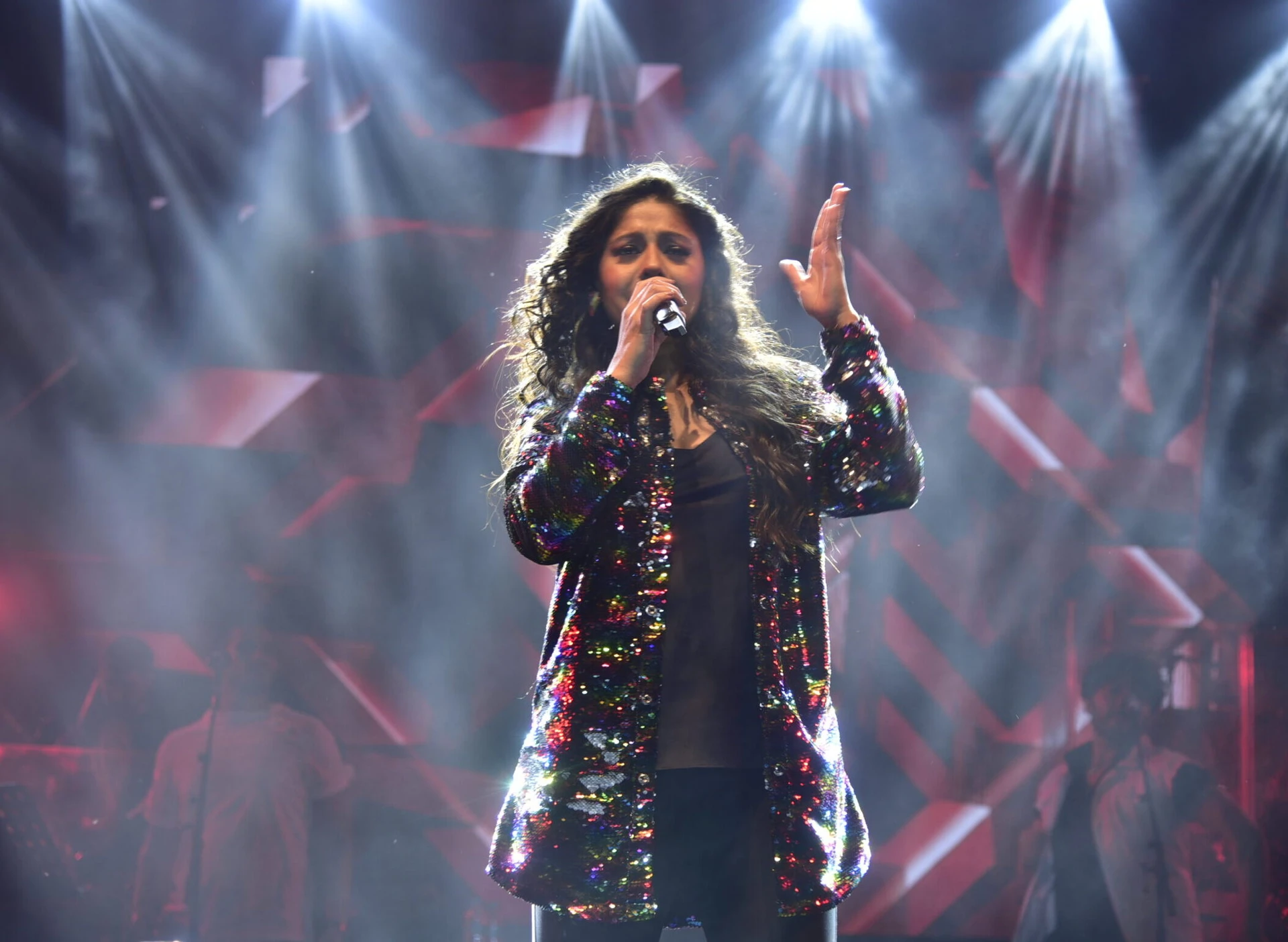 Shreya Ghoshal performing at a corporate event in Goa