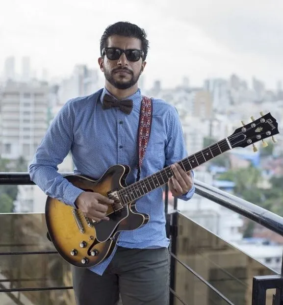 Hire Adil Manuel Band