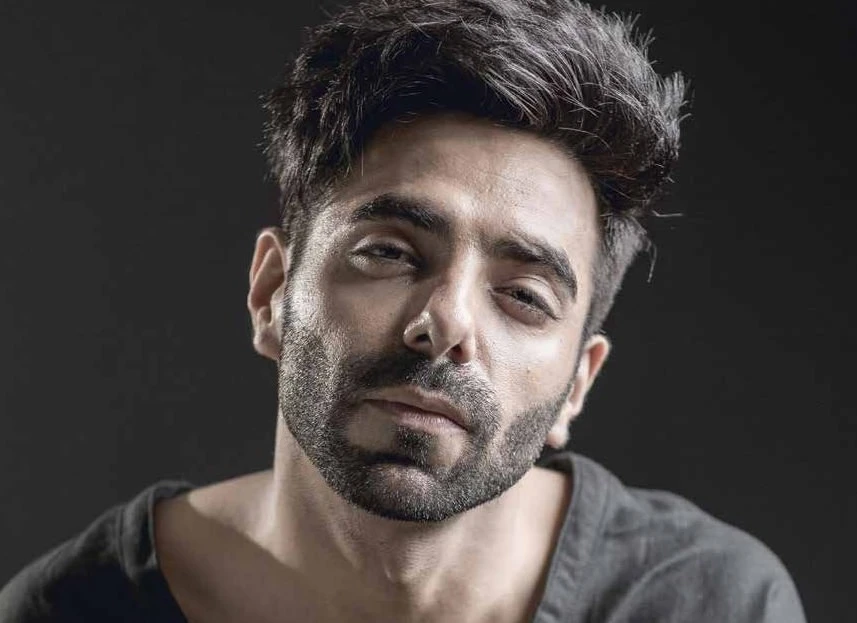 Hire a TV Celebrity Aparshakti Khurrana for Event