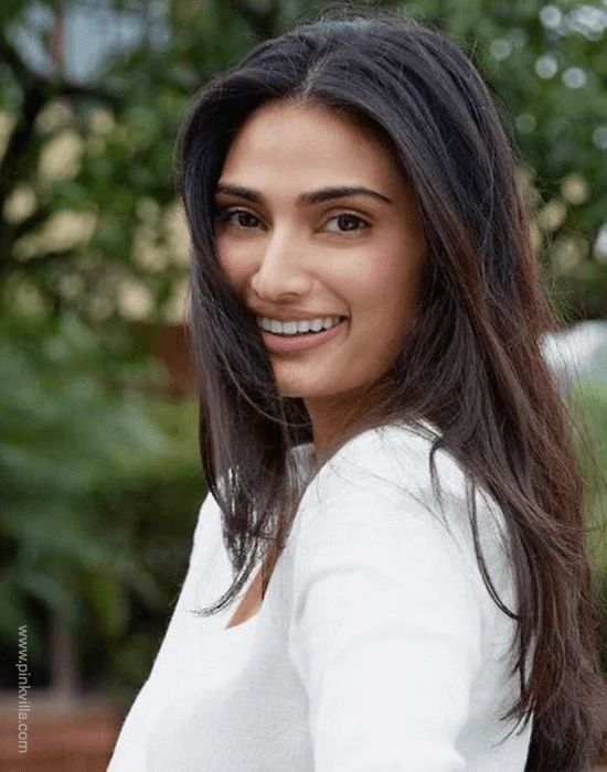 Hire a TV Celebrity Athiya Shetty for Event