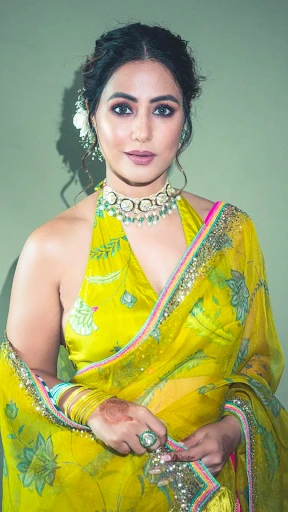 Hire a Celebrity Hina Khan for Event