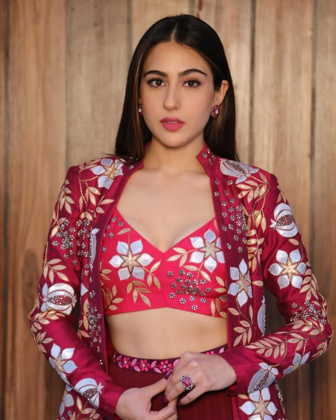 Book a Celebrity Sara Ali Khan for Party