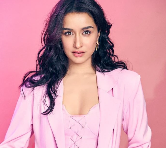 Hire a Celebrity Shraddha Kapoor for Wedding