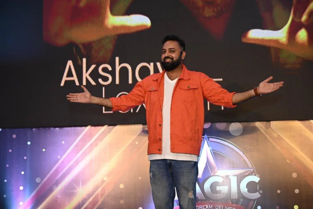 Mentalist Akshay Laxman performing at an event for Pidilite in Goa