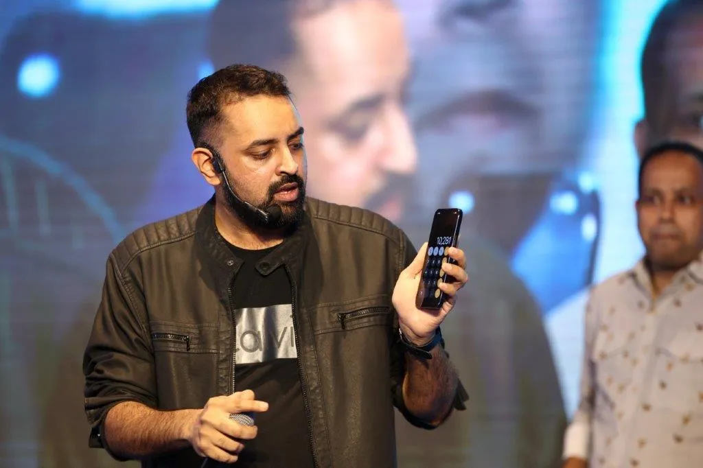 Mentalist Akshay Laxman performing at an event for TransUnion CIBIL in Lonavala